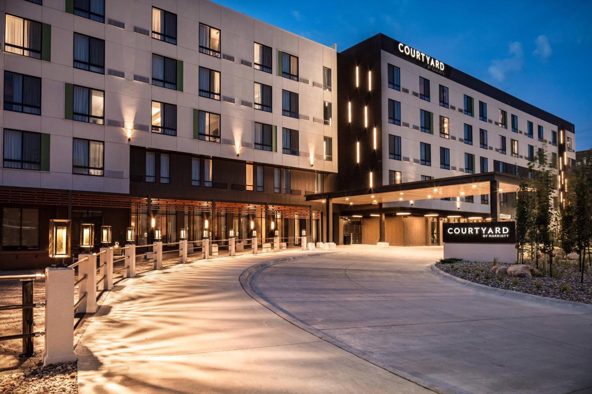 Courtyard Sioux City Downtown/Convention Center Exterior photo
